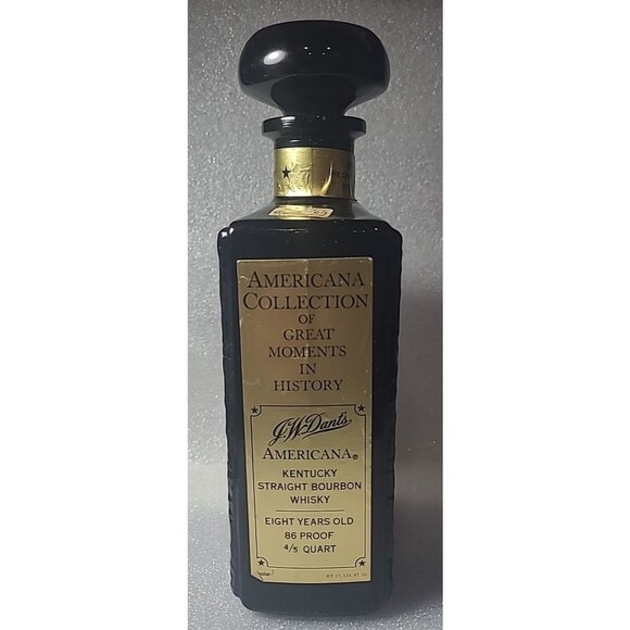Vtg 1969 Americana The Alamo J.W. Dant's Whiskey Decanter Bottled Louisville KY - Picture 2 of 6